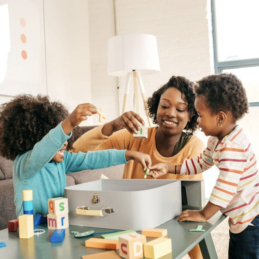 Cocuk Gelişimi Mezunu Bakıcı